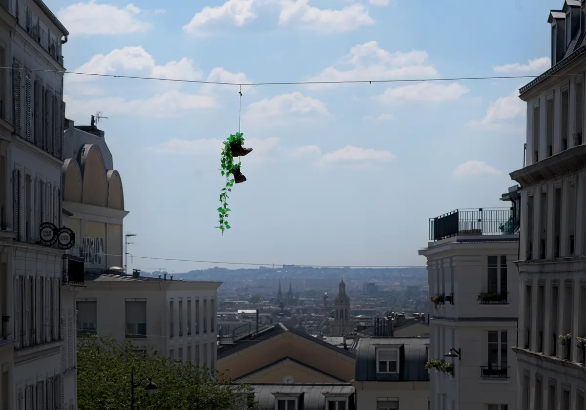 Photo from paris, 28 Apr 2025